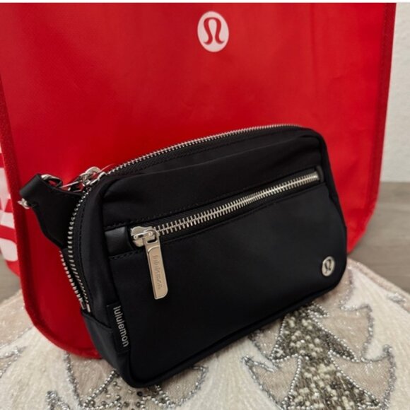 LuLulemon | Convertible Everywhere Crossbody Belt Bag - Picture 10 of 16